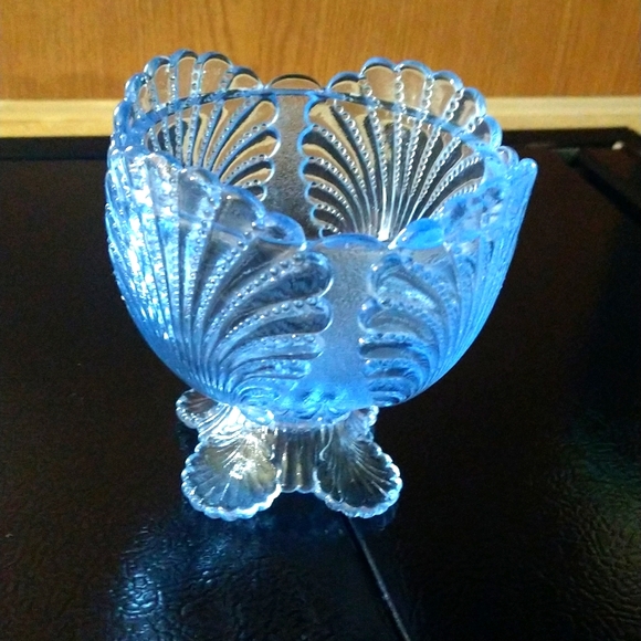 Mosser Art Glass Blue Opalescent Sea shell Sugar Bowl - Picture 4 of 6